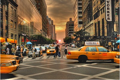 Taxi gratuiti per gli anziani…ma solo a Milano