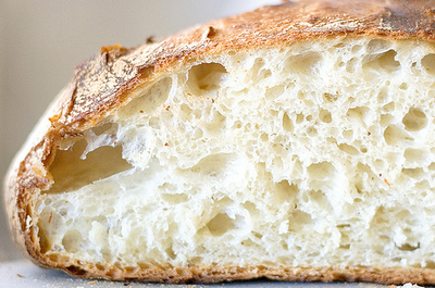 Il pane? Meglio prepararlo in casa