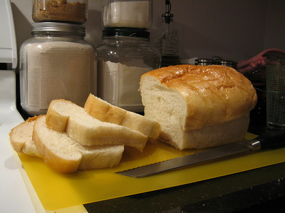 Il pane? Meglio prepararlo in casa