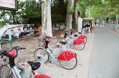 Contribuire a ridurre traffico e inquinamento con il bike-sharing e park and ride