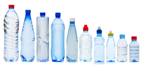 Come riciclare le bottiglie di plastica, 3 idee per risparmiare